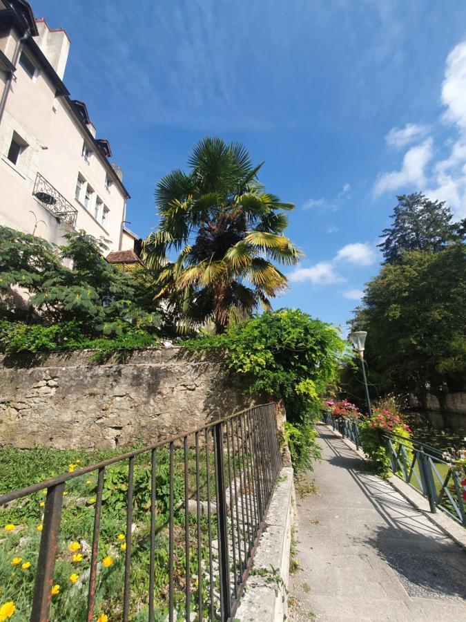 Kleines Appartement Im Zentrum 多勒 外观 照片