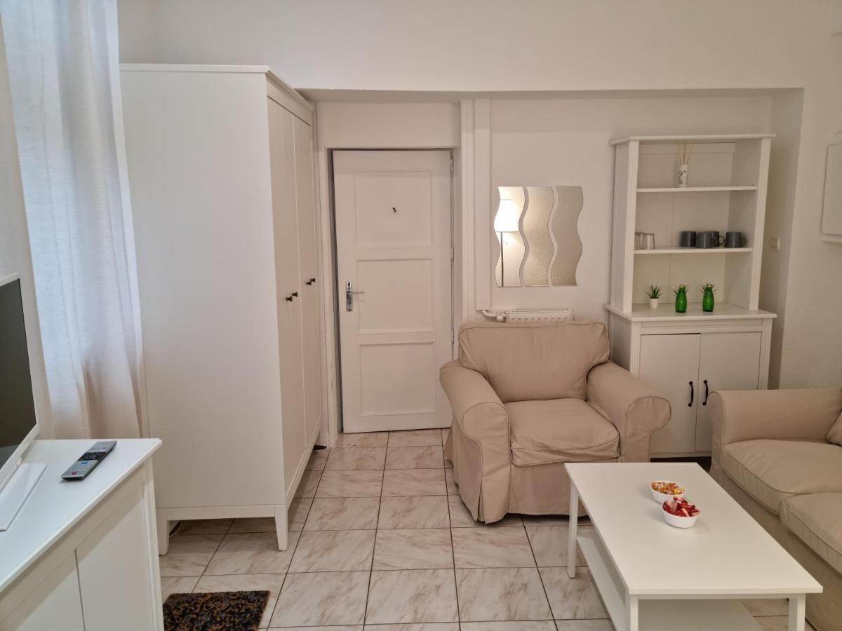 Kleines Appartement Im Zentrum 多勒 外观 照片