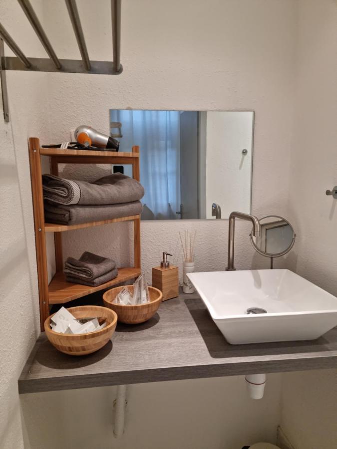 Kleines Appartement Im Zentrum 多勒 外观 照片